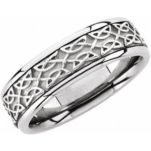 Celtic-Inspired Comfort-Fit Half Round Band