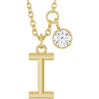 https://meteor.stullercloud.com/das/156858423?obj=stones/diamonds/g_Center&obj=metals&obj=metals&obj.recipe=yellow&wid=1200&hei=1200