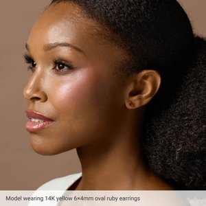 Oval 4-Prong Lightweight Stud Earrings