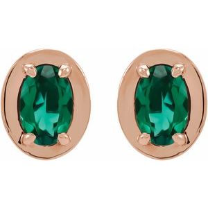 Round 4-Prong Claw Bezel-Style Stud Earrings