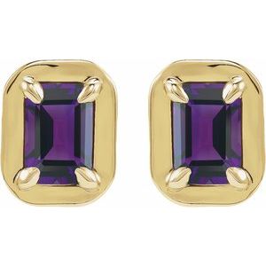 Round 4-Prong Claw Bezel-Style Stud Earrings
