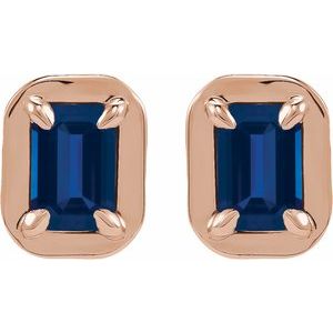 Round 4-Prong Claw Bezel-Style Stud Earrings