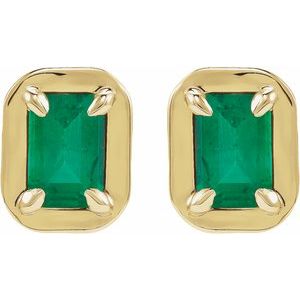 Round 4-Prong Claw Bezel-Style Stud Earrings