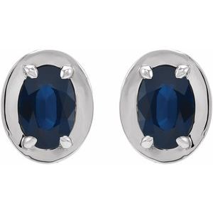 Round 4-Prong Claw Bezel-Style Stud Earrings