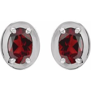 Round 4-Prong Claw Bezel-Style Stud Earrings