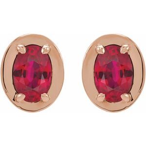 Round 4-Prong Claw Bezel-Style Stud Earrings