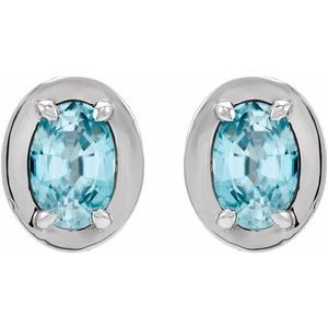 Round 4-Prong Claw Bezel-Style Stud Earrings