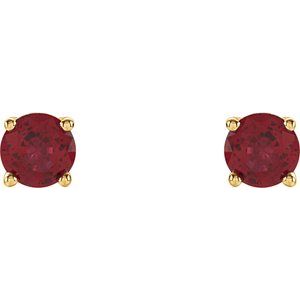 Round 4-Prong Lightweight Stud Earrings
