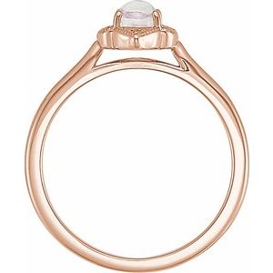 Clover Cabochon Ring