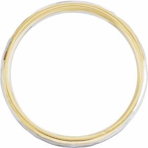 Stepped-Edge Comfort-Fit Half Round Band with Hammer Finish