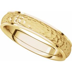 Stepped-Edge Comfort-Fit Half Round Band with Hammer Finish