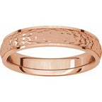 Stepped-Edge Comfort-Fit Half Round Band with Hammer Finish