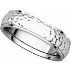Stepped-Edge Comfort-Fit Half Round Band with Hammer Finish