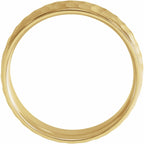 Stepped-Edge Comfort-Fit Flat Band with Matte Hammer Finish