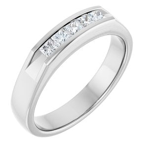 https://meteor.stullercloud.com/das/72837917?obj=metals&obj=stones/diamonds/g_center&obj=metals&obj.recipe=white&$standard$