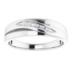 Accented Stepped-Edge Tapered Band