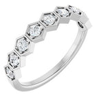 https://meteor.stullercloud.com/das/72972534?obj=metals&obj=stones/diamonds/g_accent&obj=metals&obj.recipe=white&$standard$