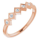 https://meteor.stullercloud.com/das/72972857?obj=metals&obj=stones/diamonds/g_accent&obj=metals&obj.recipe=rose&$standard$