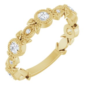 https://meteor.stullercloud.com/das/73046972?obj=metals&obj=stones/diamonds/g_center&obj=stones/diamonds/g_accent&obj=metals&obj.recipe=yellow&$standard$