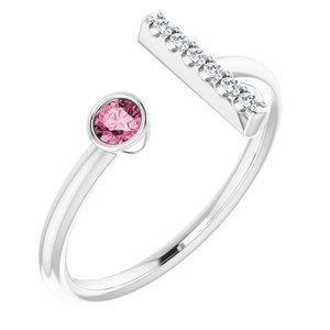 https://meteor.stullercloud.com/das/73050423?obj=stones/diamonds/g_accent1&obj=metals&obj=stones/faceted/g_accent&obj.colorRef=77&obj.curves=0,0.69,94.97,148.145,214.255,255&obj.curves.r=0,0.10,0.87,100.154,192.255,255&obj.curves.g=0,0.70,37.100,65.150,133.255,255&obj.curves.b=0,0.61,42.129,122.255,255&obj=metals&obj.recipe=white&$standard$