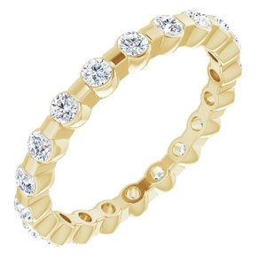 https://meteor.stullercloud.com/das/73066538?obj=metals&obj=stones/diamonds/g_accent&obj=metals&obj.recipe=yellow&$standard$