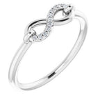 https://meteor.stullercloud.com/das/73067480?obj=metals&obj=stones/diamonds/g_accent&obj=metals&obj.recipe=white&$standard$