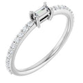 https://meteor.stullercloud.com/das/73068259?obj=metals&obj=stones/diamonds/g_accent&obj=stones/diamonds/g_center&obj=metals&obj.recipe=white&$standard$