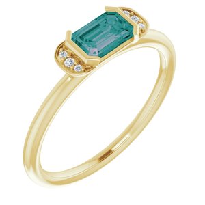 https://meteor.stullercloud.com/das/73068454?obj=stones/diamonds/g_accent&obj=metals&obj=stones/faceted/g_center&obj.colorRef=323&obj.curves=0,0.60,41.161,194.255,255&obj.curves.r=0,0.111,69.209,212.255,255&obj.curves.g=0,0.83,111.221,181.255,227&obj.curves.b=0,0.80,104.191,179.255,255&obj=metals&obj.recipe=yellow&$standard$