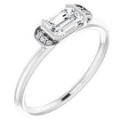 https://meteor.stullercloud.com/das/73068454?obj=metals&obj=stones/diamonds/g_center&obj=stones/diamonds/g_accent&obj=metals&obj.recipe=white&$standard$