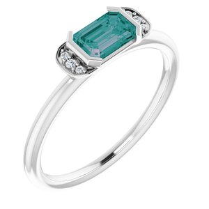 https://meteor.stullercloud.com/das/73068454?obj=stones/diamonds/g_accent&obj=metals&obj=stones/faceted/g_center&obj.colorRef=323&obj.curves=0,0.60,41.161,194.255,255&obj.curves.r=0,0.111,69.209,212.255,255&obj.curves.g=0,0.83,111.221,181.255,227&obj.curves.b=0,0.80,104.191,179.255,255&obj=metals&obj.recipe=white&$standard$