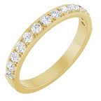 https://meteor.stullercloud.com/das/73068527?obj=metals&obj=stones/diamonds/g_accent&obj=metals&obj.recipe=yellow&$standard$