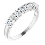 https://meteor.stullercloud.com/das/73069205?obj=metals&obj=stones/diamonds/g_center&obj=metals&obj.recipe=white&$standard$