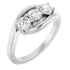 https://meteor.stullercloud.com/das/73069785?obj=metals&obj=stones/diamonds/g_center 3&obj=stones/diamonds/g_center 2&obj=stones/diamonds/g_center 1&obj=metals&obj.recipe=white&$standard$