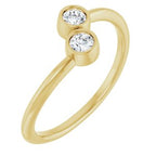 https://meteor.stullercloud.com/das/73070053?obj=metals&obj=stones/diamonds/g_center&obj=metals&obj.recipe=yellow&$standard$