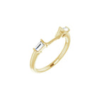https://meteor.stullercloud.com/das/73076105?obj=stones/diamonds/g_Side&obj=metals&obj=metals&obj.recipe=yellow&wid=1200&hei=1200