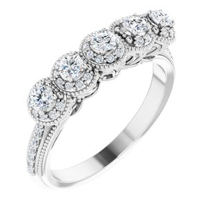 https://meteor.stullercloud.com/das/73087622?obj=metals&obj=stones/diamonds/g_center&obj=stones/diamonds/g_accent&obj=metals&obj.recipe=white&$standard$