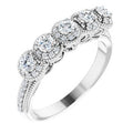 https://meteor.stullercloud.com/das/73087622?obj=metals&obj=stones/diamonds/g_center&obj=stones/diamonds/g_accent&obj=metals&obj.recipe=white&$standard$