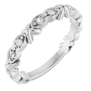 https://meteor.stullercloud.com/das/73093905?obj=metals&obj=stones/diamonds/g_accent&obj=metals&obj.recipe=white&$standard$