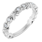 https://meteor.stullercloud.com/das/73093905?obj=metals&obj=stones/diamonds/g_accent&obj=metals&obj.recipe=white&$standard$