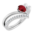 https://meteor.stullercloud.com/das/73101138?obj=stones/diamonds/g_accent&obj=metals&obj=stones/faceted/g_center&obj.colorRef=90&obj.curves=0,3.56,28.216,201.255,255&obj.curves.r=0,26.198,244.255,255&obj.curves.g=29,0.192,135.243,226.255,255&obj.curves.b=31,0.78,22.196,213.255,255&obj=metals&obj.recipe=white&$standard$