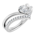 https://meteor.stullercloud.com/das/73101138?obj=metals&obj=stones/diamonds/g_center&obj=stones/diamonds/g_accent&obj=metals&obj.recipe=white&$standard$