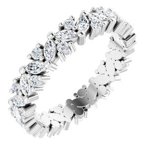 https://meteor.stullercloud.com/das/73104949?obj=metals&obj=stones/diamonds/g_accent 2&obj=stones/diamonds/g_accent 1&obj=metals&obj.recipe=white&$standard$