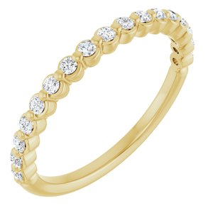 https://meteor.stullercloud.com/das/73109177?obj=stones/diamonds/g_Accent&obj=metals&obj=metals&obj.recipe=yellow&$standard$
