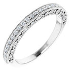 https://meteor.stullercloud.com/das/73111244?obj=metals&obj=stones/diamonds/g_accent2&obj=stones/diamonds/g_accent1&obj=stones/diamonds/g_bezel&obj=metals&obj.recipe=white&$standard$