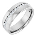 https://meteor.stullercloud.com/das/73114901?obj=stones/diamonds/g_Accent&obj=metals&obj=metals&obj.recipe=white&wid=1200&hei=1200