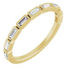 https://meteor.stullercloud.com/das/73126649?obj=metals&obj=stones/diamonds/g_accent&obj=metals&obj.recipe=yellow&$standard$