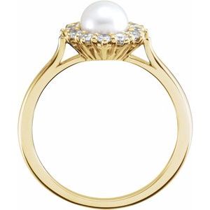 Halo-Style Pearl Ring