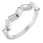 https://meteor.stullercloud.com/das/73142679?obj=metals&obj=stones/diamonds/g_accent&obj=metals&obj.recipe=white&$standard$