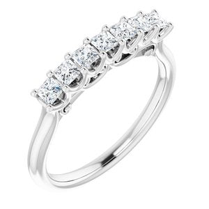 https://meteor.stullercloud.com/das/73144030?obj=metals&obj=stones/diamonds/g_accent&obj=metals&obj.recipe=white&$standard$