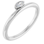https://meteor.stullercloud.com/das/73154224?obj=metals&obj=stones/diamonds/g_accent&obj=metals&obj.recipe=white&$standard$